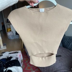 Cut out top Aritzia